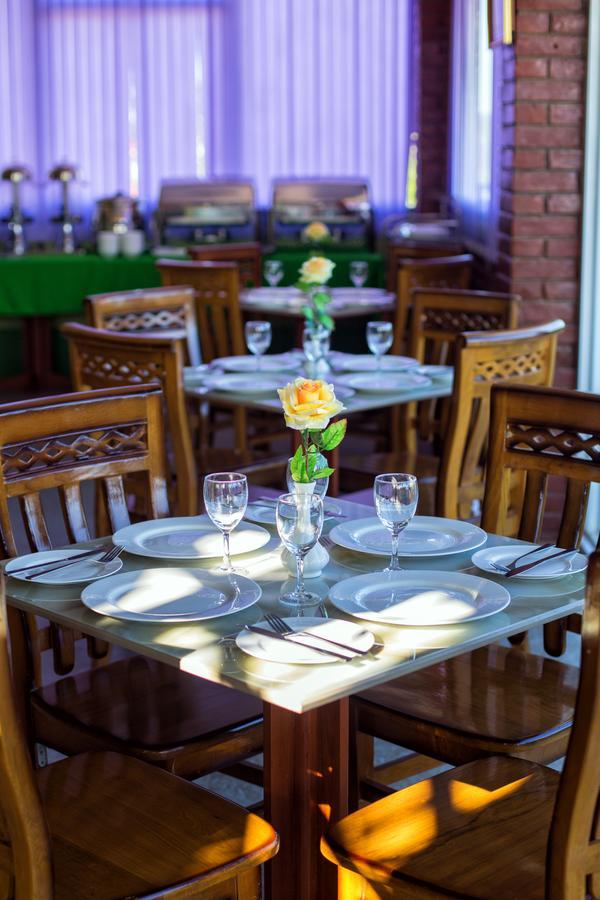 Hotel Rich Pyin Oo Lwin Exterior photo